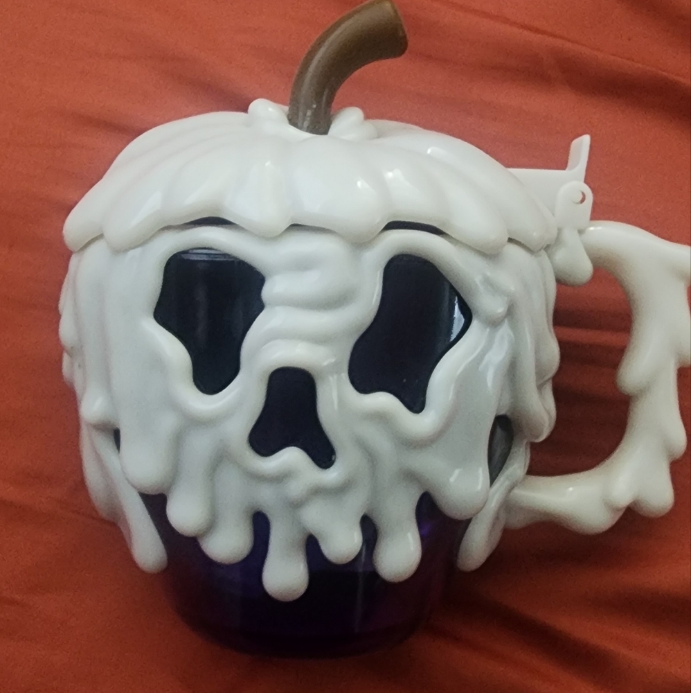 White and Blue Skull Art Decor